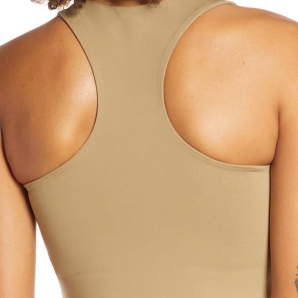Girlfriend Collective Sand Paloma Sports Bra NWT - Picture 2 of 3